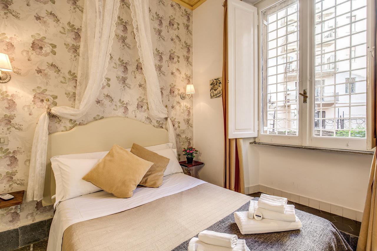 Bed & Breakfast Colosseo Romeo Roma