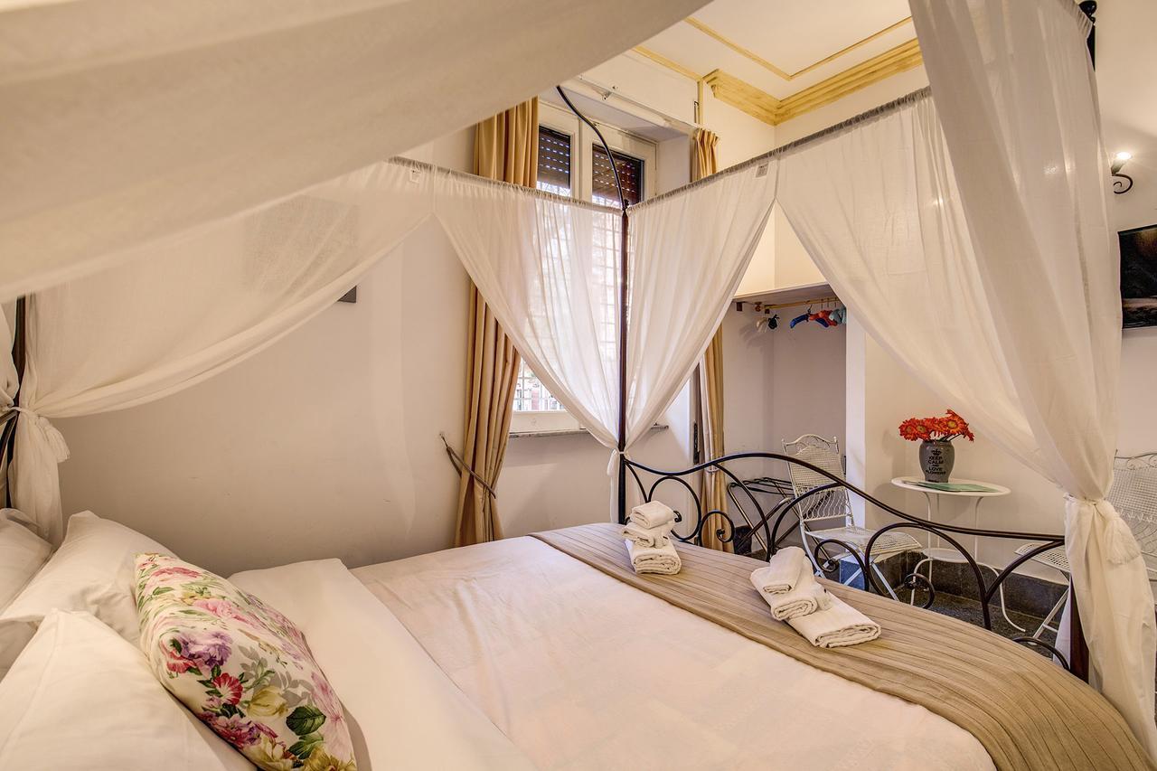 Colosseo Romeo Bed & Breakfast